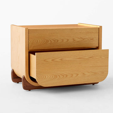 Stivale 2-Drawer Oak Nightstand